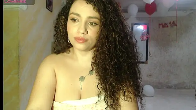 Snapshot of zoee_ee chatting on July 23, 2026, 7:50 am zoee ee online show from July 23, 2026, 7:50 am