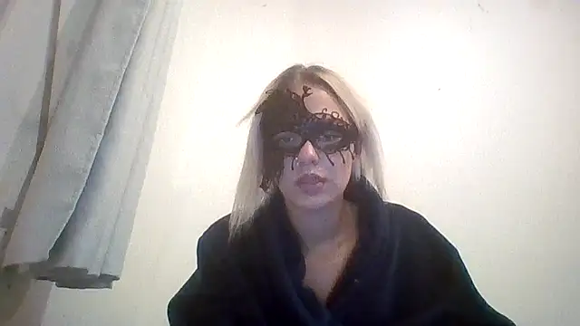 Snapshot of JeuneCharme1 chatting on July 22, 2026, 10:18 am JeuneCharme1 online show from July 22, 2026, 10:18 am
