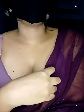 SExyRAMYA online show from July 28, 2026, 10:09 pm