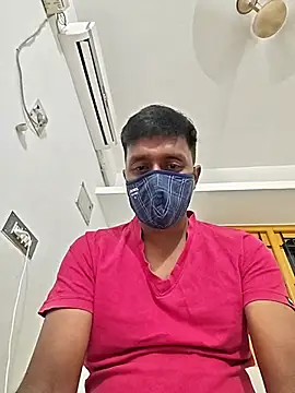 Snapshot of Nilanlove chatting on July 18, 2026, 6:34 pm Nilanlove online show from July 18, 2026, 6:34 pm