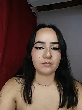 Snapshot of TiffanyCarter2 chatting on July 23, 2026, 1:58 am TiffanyCarter2 online show from July 23, 2026, 1:58 am