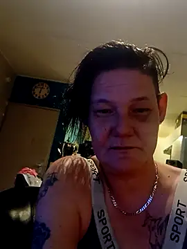 Trance-gender online show from July 18, 2026, 4:05 am