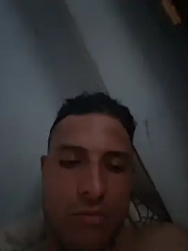 Snapshot of andycalis_97 chatting on July 20, 2026, 3:32 am andycalis 97 online show from July 20, 2026, 3:32 am