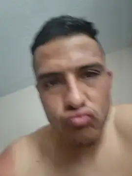 Snapshot of andycalis_97 chatting on July 20, 2026, 7:27 pm andycalis 97 online show from July 20, 2026, 7:27 pm