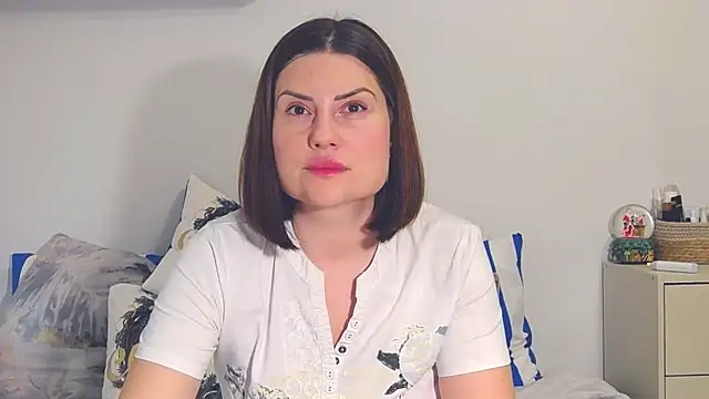 alisenties online show from December 29, 2024, 6:16 pm