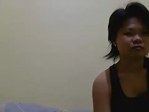 Snapshot of Twowethottie chatting on July 18, 2026, 8:23 pm Twowethottie online show from July 18, 2026, 8:23 pm