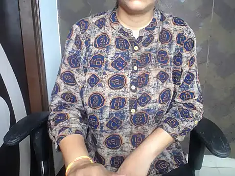 Snapshot of monika_singh10 chatting on July 26, 2026, 5:48 am monika singh10 online show from July 26, 2026, 5:48 am