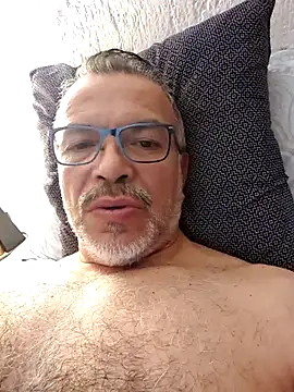 Snapshot of cared72 chatting on July 18, 2026, 12:59 am cared72 online show from July 18, 2026, 12:59 am