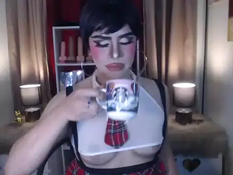 TsAnneNathalie online show from July 28, 2026, 11:58 pm