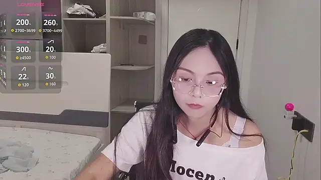 yishan-22 online show from July 20, 2026, 4:27 am