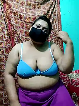 Snapshot of Saxy_Sheela28 chatting on August 6, 2026, 7:05 pm Saxy Sheela28 online show from August 6, 2026, 7:05 pm