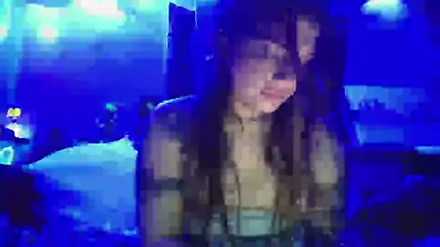 UrHellBri-L online show from July 15, 2026, 9:47 am