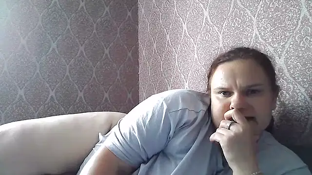 Adela Cheri online show from July 14, 2026, 10:21 am