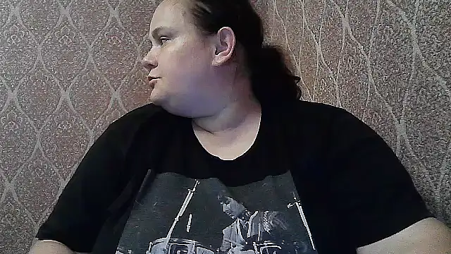 Adela Cheri online show from July 17, 2026, 7:52 pm