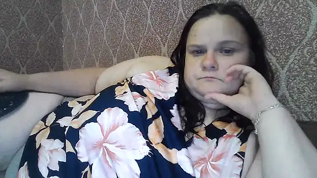 Adela Cheri online show from July 24, 2026, 7:01 pm