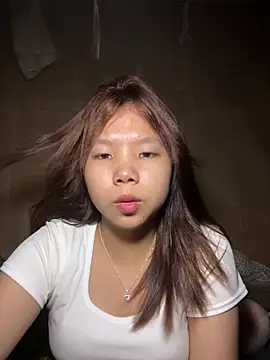 -Qincy- online show from July 25, 2026, 2:31 am