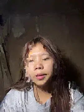 -Qincy- online show from July 27, 2026, 3:24 am