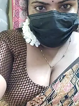Floraa-Queen online show from July 21, 2026, 12:40 pm