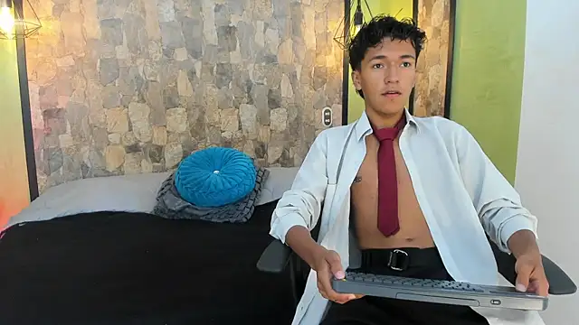 alex santoss online show from July 16, 2026, 11:05 am