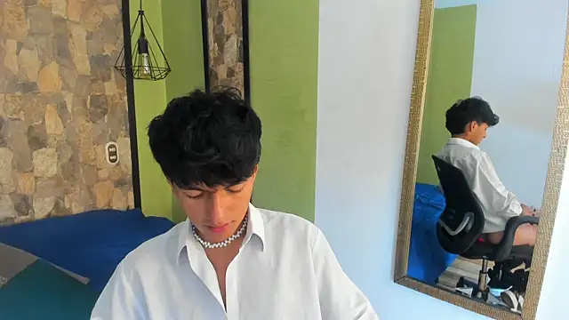 alex santoss online show from July 28, 2026, 11:39 am