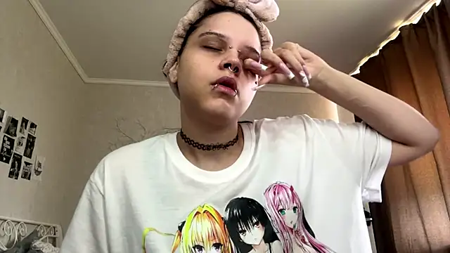 AlidaPensick online show from July 24, 2026, 12:36 pm