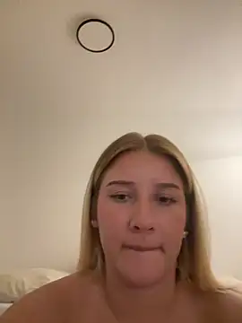 NeleWagner online show from July 21, 2026, 8:55 pm