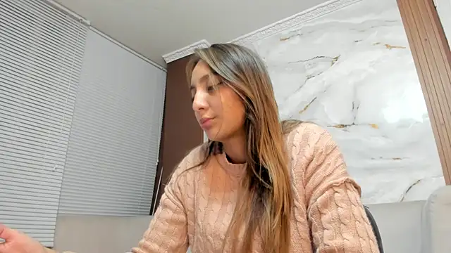 LilyGarciia online show from July 27, 2026, 12:17 am
