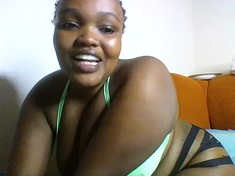 Cute layra8 online show from August 1, 2026, 5:23 pm