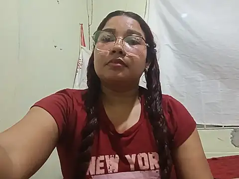 Stella rouge online show from July 16, 2026, 2:06 am