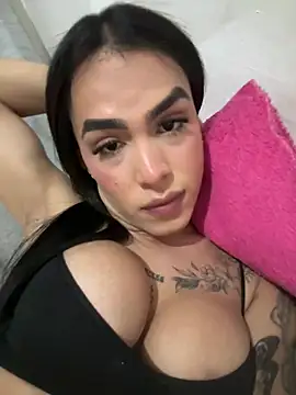 Snapshot of Laribrasil chatting on July 28, 2026, 2:40 am Laribrasil online show from July 28, 2026, 2:40 am
