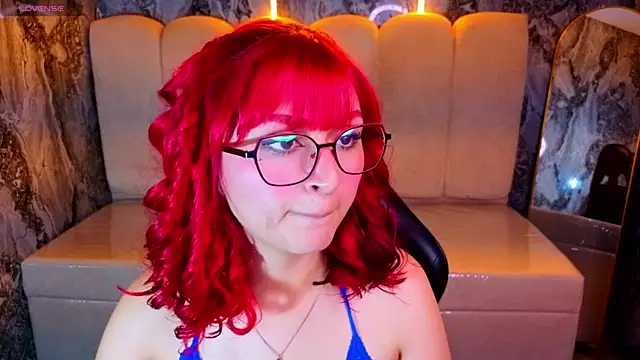 Queen Red v online show from July 23, 2026, 8:07 pm