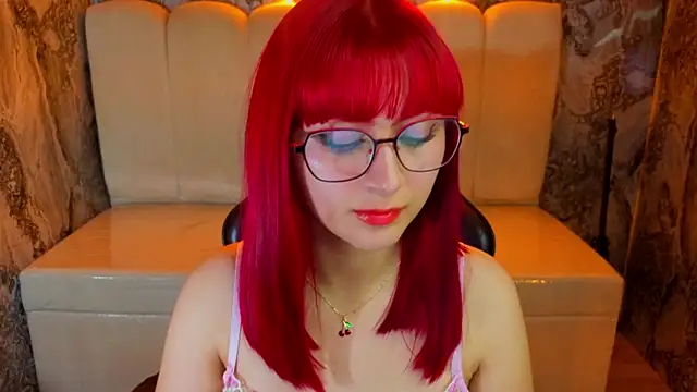 Queen Red v online show from July 29, 2026, 3:04 am