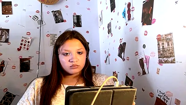 Snapshot of EvitaHibbets chatting on July 28, 2026, 12:48 pm EvitaHibbets online show from July 28, 2026, 12:48 pm
