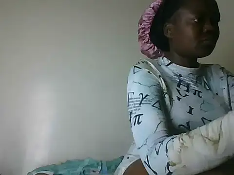 Snapshot of Prettyely chatting on July 25, 2026, 2:09 am Prettyely online show from July 25, 2026, 2:09 am