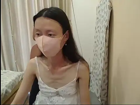 Snapshot of Lil-Cherry chatting on July 20, 2026, 8:06 am Lil-Cherry online show from July 20, 2026, 8:06 am