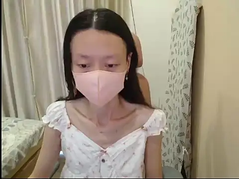 Snapshot of Lil-Cherry chatting on July 21, 2026, 5:32 am Lil-Cherry online show from July 21, 2026, 5:32 am