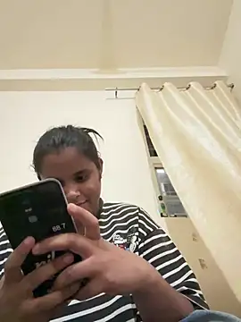 Snapshot of bhumii_ chatting on July 20, 2026, 3:58 pm bhumii online show from July 20, 2026, 3:58 pm