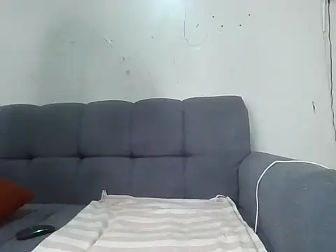 Snapshot of Blush_bunny chatting on July 16, 2026, 5:35 am Blush bunny online show from July 16, 2026, 5:35 am