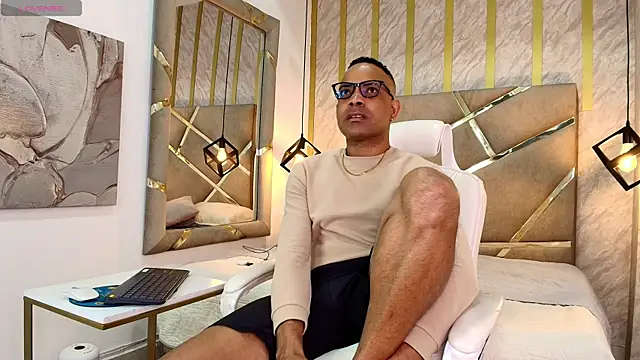 Anndy Sex online show from July 27, 2026, 11:01 pm