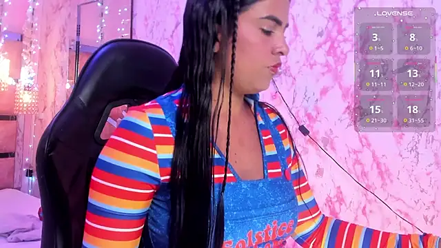 Snapshot of LilyLovely__ chatting on July 23, 2026, 9:13 pm LilyLovely online show from July 23, 2026, 9:13 pm