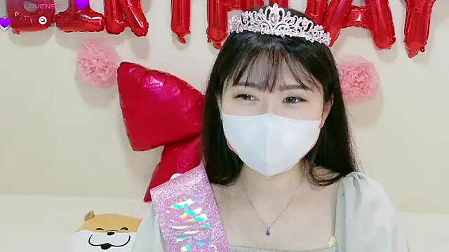 Snapshot of Mila_Velvet_LIVE chatting on July 24, 2026, 11:08 am Mila Velvet LIVE online show from July 24, 2026, 11:08 am