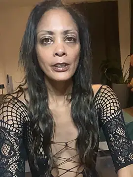 Snapshot of Cherry-Muse chatting on July 24, 2026, 8:40 pm Cherry-Muse online show from July 24, 2026, 8:40 pm