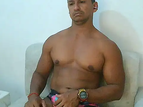 Snapshot of brandom35 chatting on July 24, 2026, 4:16 pm brandom35 online show from July 24, 2026, 4:16 pm