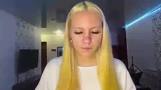 Snapshot of LanaLivee chatting on July 25, 2026, 6:05 pm LanaLivee online show from July 25, 2026, 6:05 pm