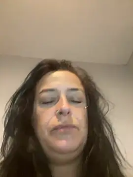 Kattyluvvvv online show from July 18, 2026, 7:39 pm