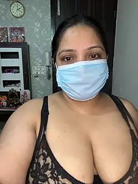 Snapshot of BarbieJasmine chatting on July 23, 2026, 8:51 pm BarbieJasmine online show from July 23, 2026, 8:51 pm