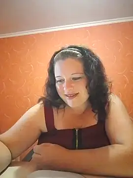 Snapshot of Moonshade30 chatting on July 22, 2026, 1:25 pm Moonshade30 online show from July 22, 2026, 1:25 pm