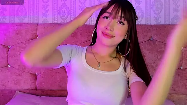 Dayanna Villalobos online show from July 23, 2026, 7:23 pm