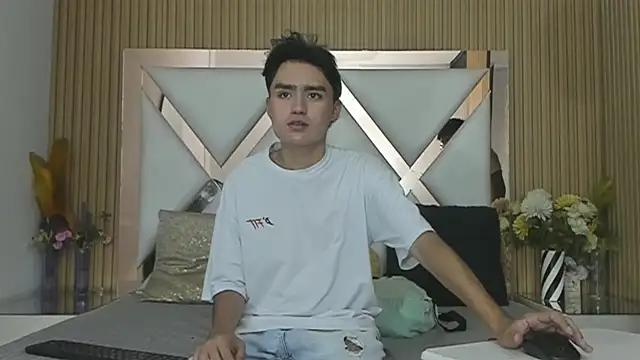Snapshot of CarlosANDMaicol chatting on July 18, 2026, 7:17 pm CarlosANDMaicol online show from July 18, 2026, 7:17 pm
