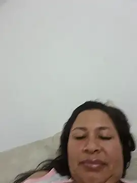 JhoanaHernandez online show from July 28, 2026, 5:03 am
